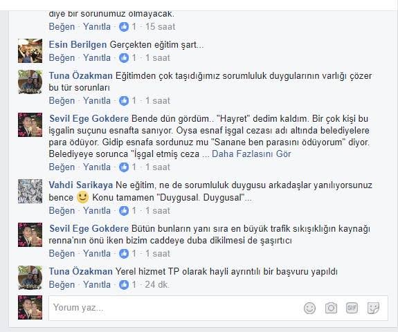 Seferihisar'da Kaldırımlar İşgal Edildi... Vatandaş Caddeden Yürüyor!