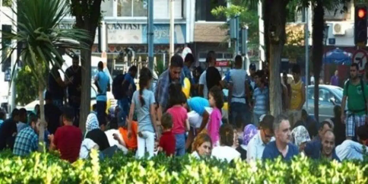 İZMİR VALİLİĞİ'NDEN FLAŞ KARAR ŞEHRE GİRİŞLER YASAK!