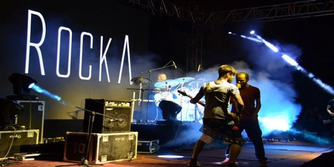 ÇİM ÜZERİNDE “ROCK” FIRTINASI ESTİ