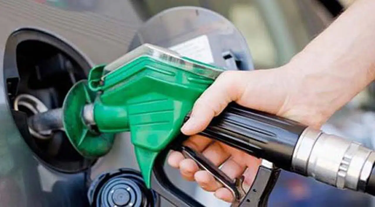Benzin ve Motorine İki Günde İkinci Zam
