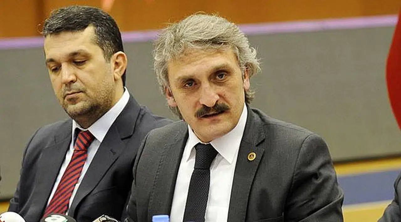 Erdoğan'ın Şoförü Vekil İsmet İnönü'ye Hakaret Yağdırdı