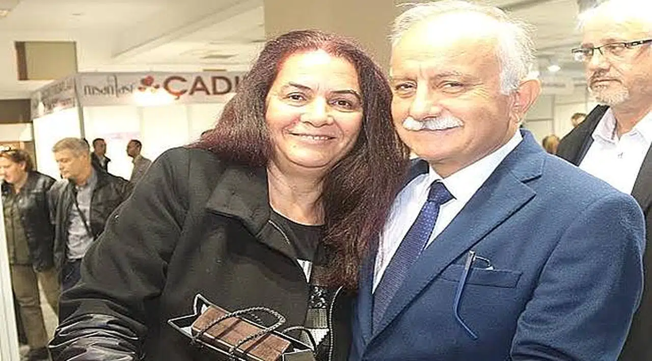 Başkan Sevgililer Günü Hediyesini Kime Seçtirdi?