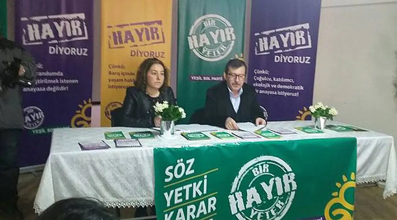 İzmir'de 'Hayır' Toplantısı