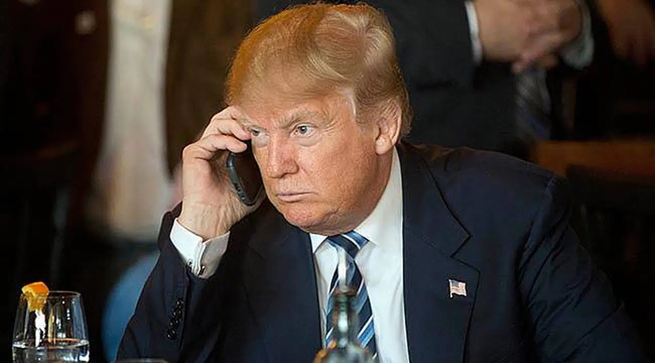 Trump Devlet Liderine Sinirlendi, Telefonu Yüzüne Kapattı