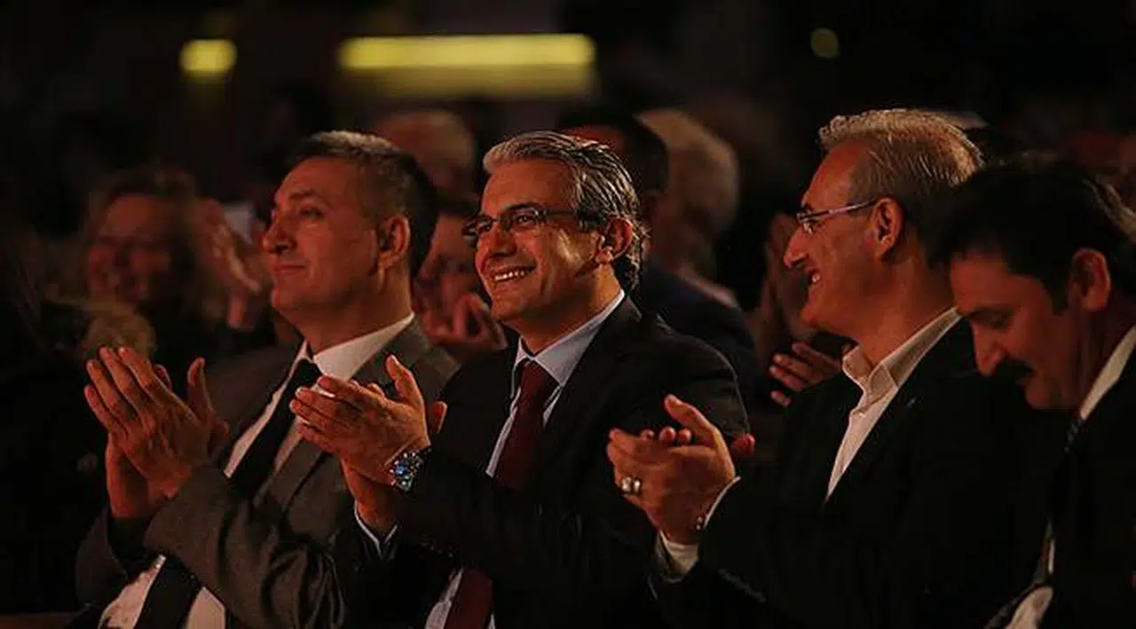 Başkan Akpınar; 35,5 Ayı Karşıyakalılar İle Kutladı