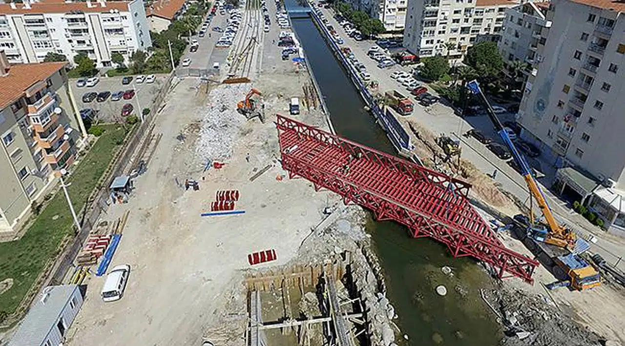Bostanlı Deresi Aşıldı