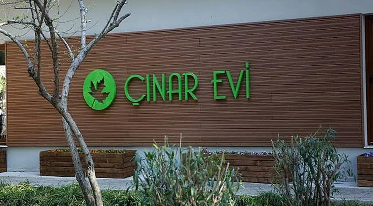Bu Mekan Bornova’nın Çınarları İçin