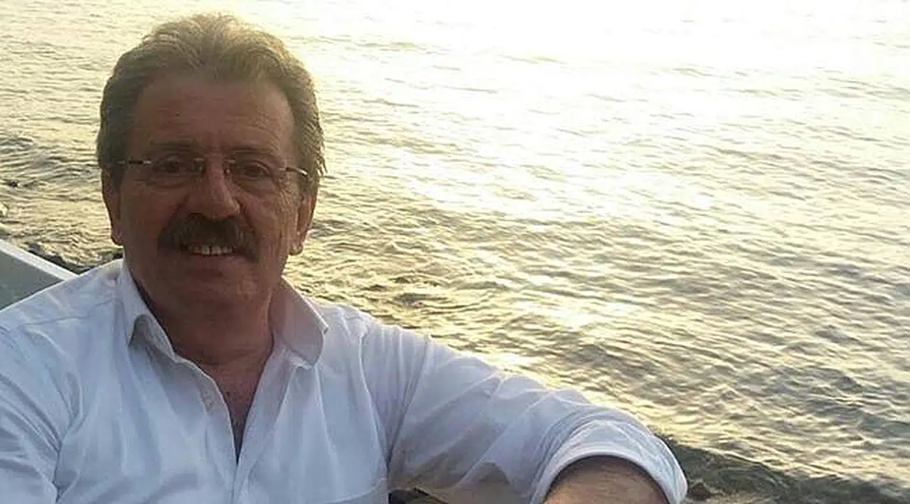 CHP'li Özen'den Başbakanlık Binası Çıkışı