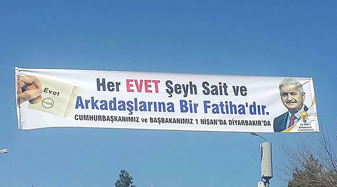 Diyarbakır'da Cumhuriyet Karşıtı Pankart