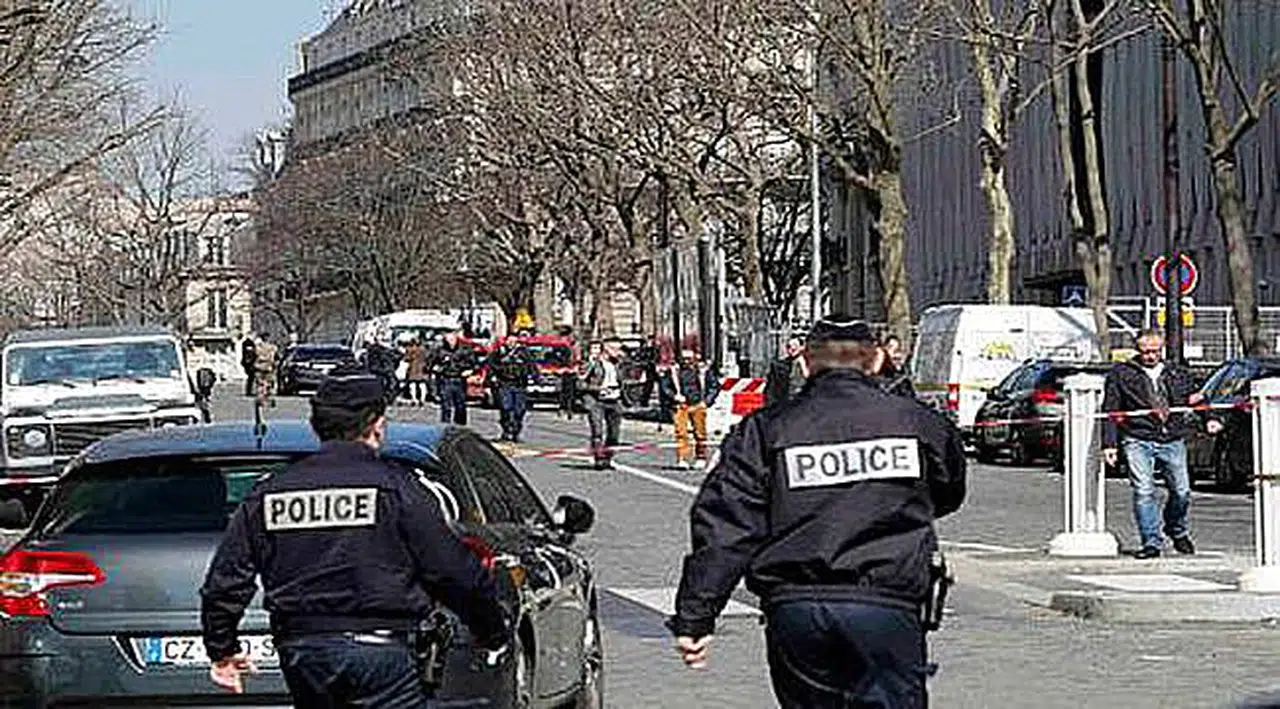 Paris'te IMF'nin Ofisinde Patlama