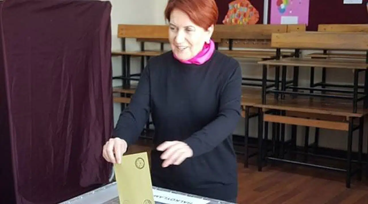 Akşener  YSK'nın Kararı Kanuna Aykırı