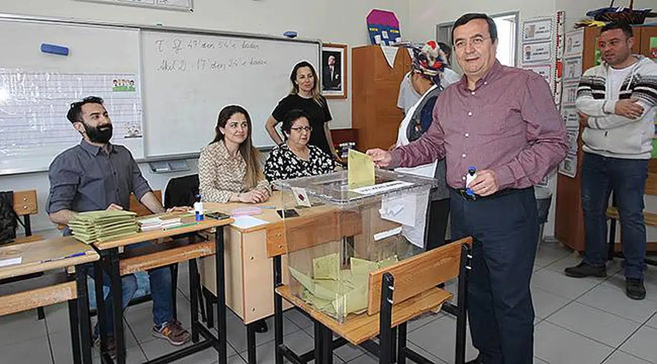 Başkan Batur Oyunu Kullandı