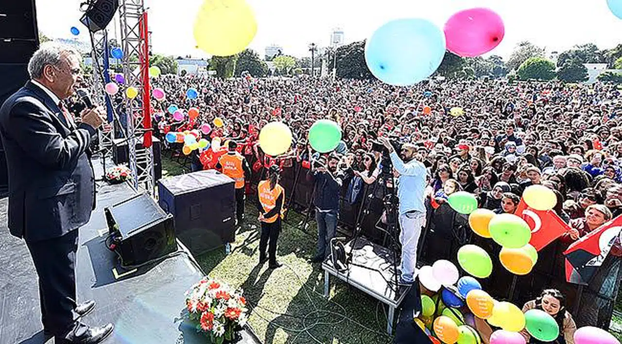 Bir Bayram Böyle Geçti