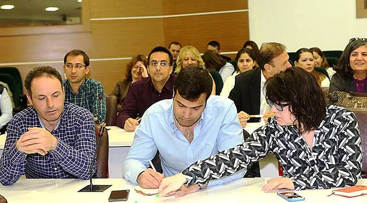 Bornova Belediyesi Çalışanlarına Stres Yönetimi Eğitimi