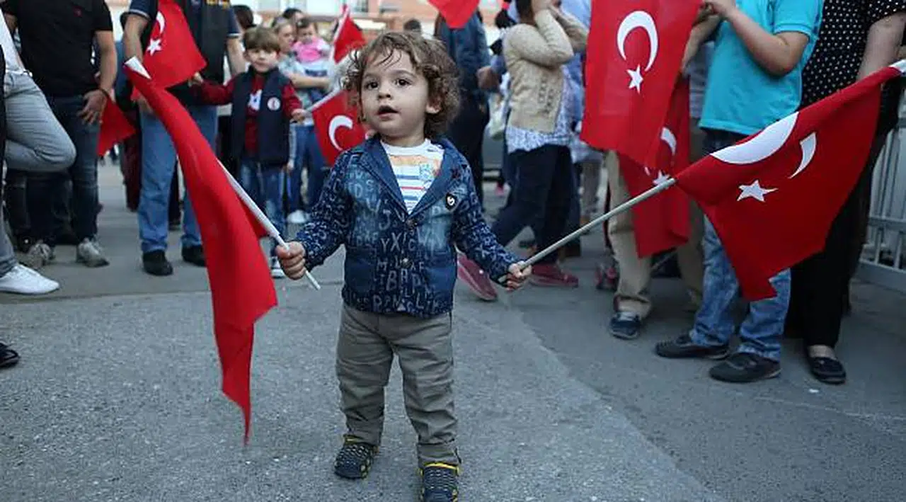 Bornova’da 23 Nisan Kutlamaları
