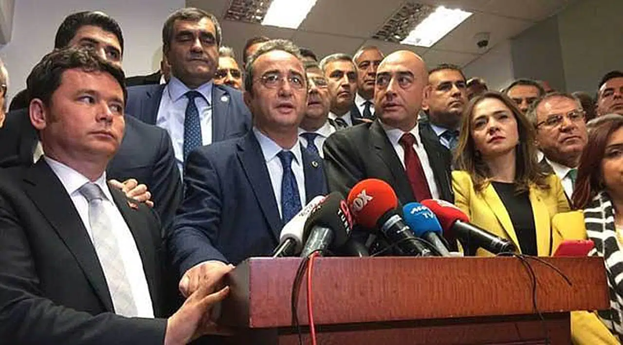 CHP, Referandumun İptali İçin Başvuruda Bulundu
