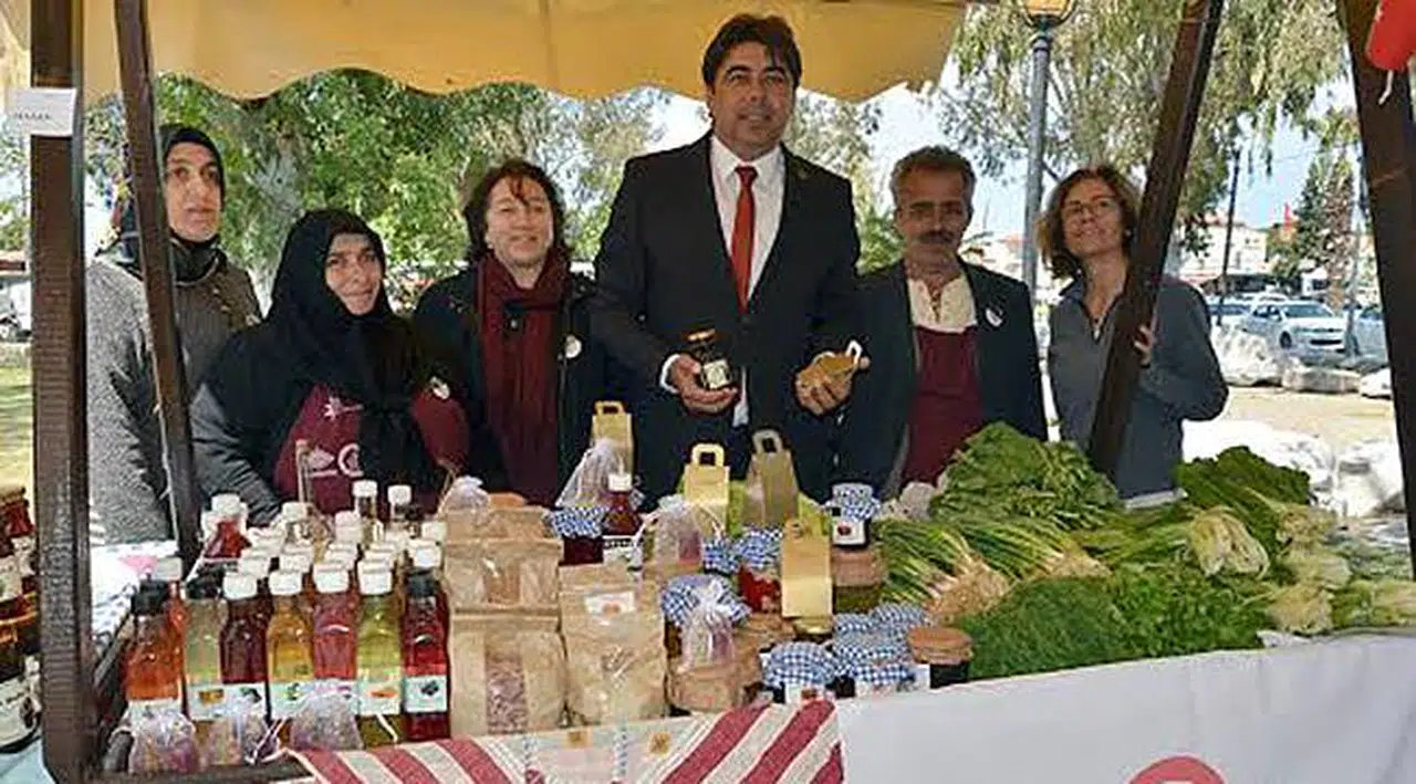 ‘Foça Yeryüzü Pazarı’ 5. Yaşını Kutladı