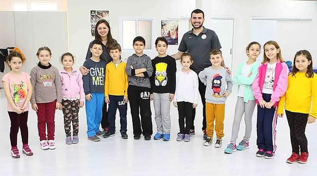 Geleceğin Yıldızları Bayraklı’da Yetişiyor