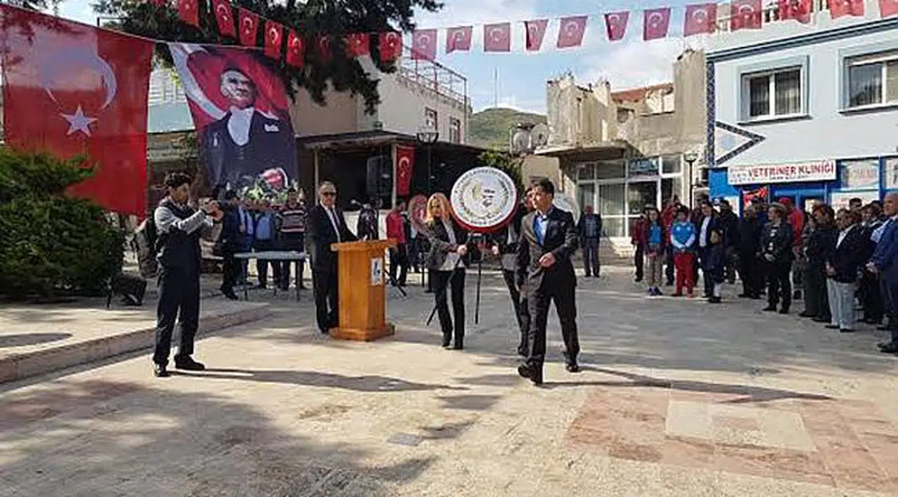 Güzelbahçe'deki Törenlere ADD Damgasını Vurdu