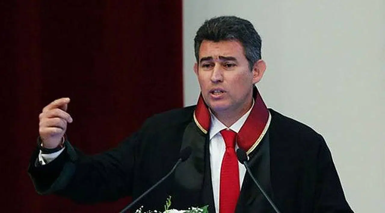 Metin Feyzioğlu'nun Konvoyunda Kaza