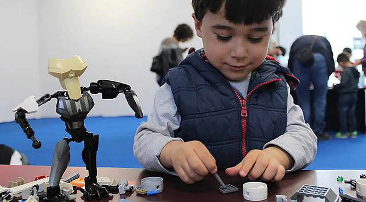 Minik Bilim Kahramanlarından Örnek Projeler