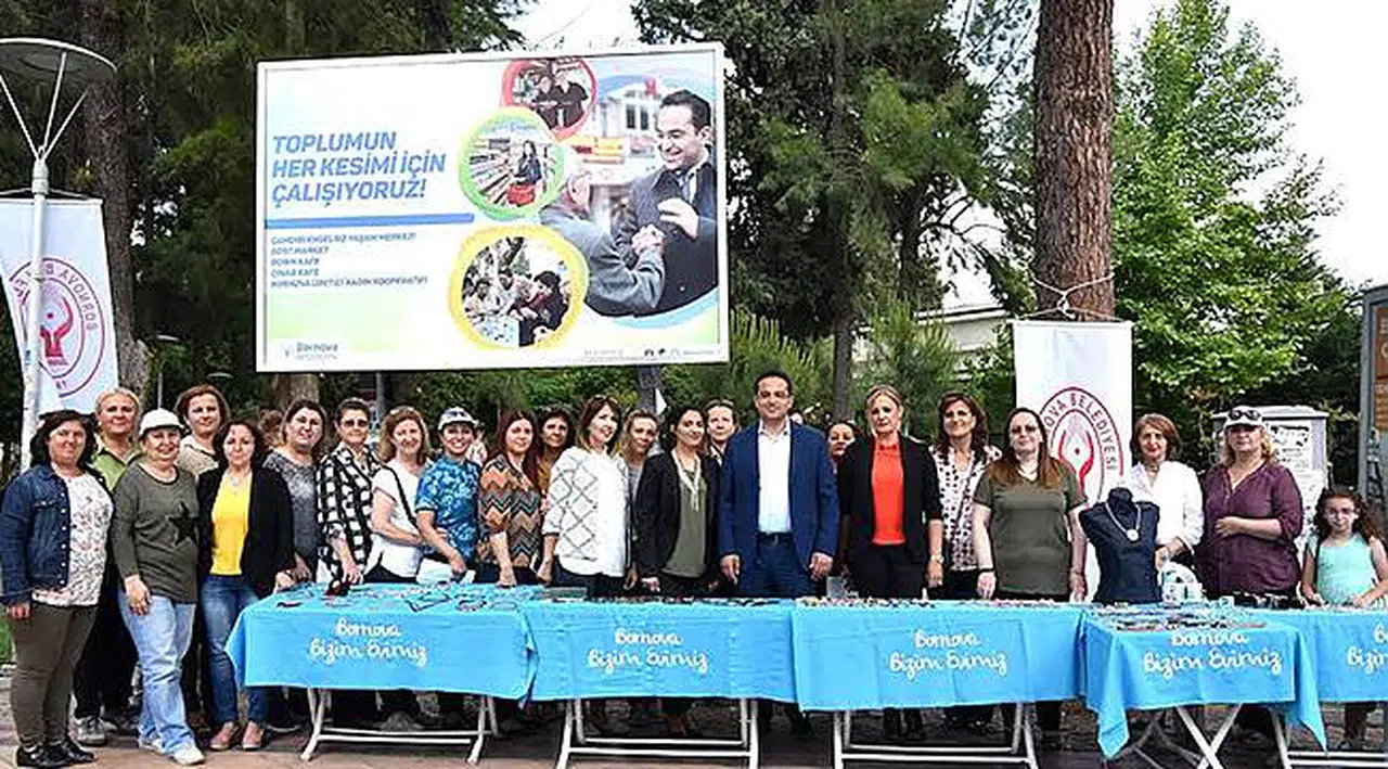 Bornova Belediyesi Kursiyerlerinin Yıl Sonu Heyecanı