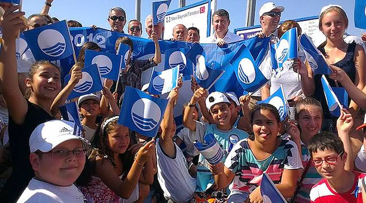 İzmir'de Mavi Bayrak Gururu