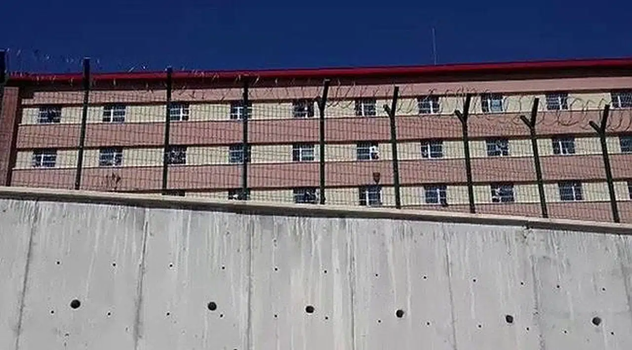 İzmir’deki Mültecilerin 'İmdat Çığlıkları' Meclis Gündeminde