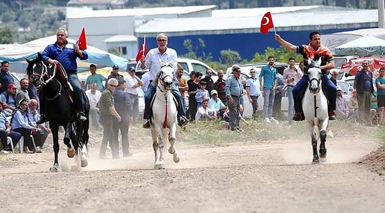 Rahvan At Yarışları Pınarbaşı’nda Yapıldı