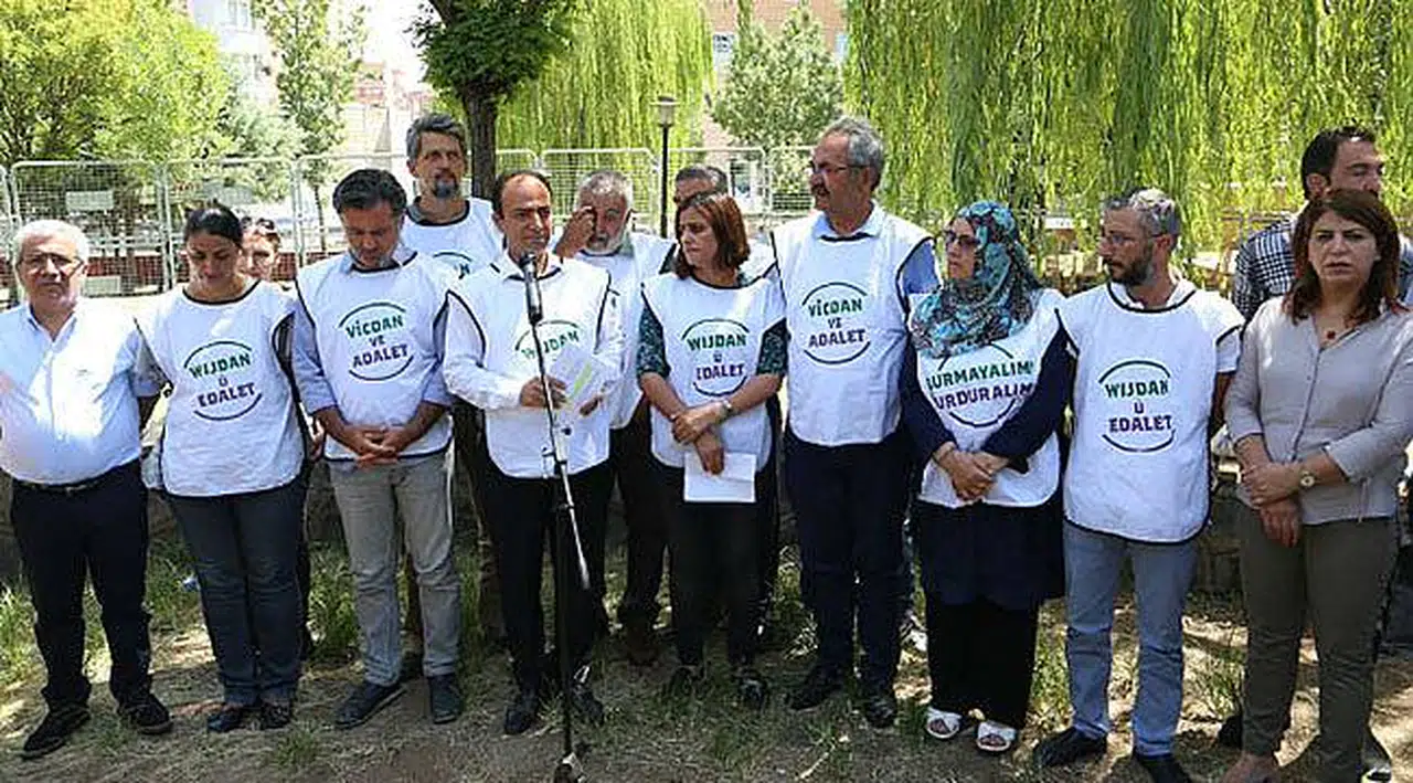 'Vicdan ve Adalet Nöbeti' İstabul’da Devam Edecek
