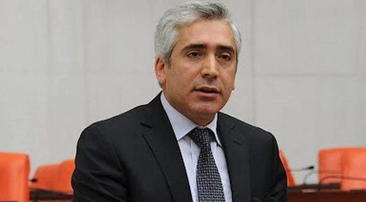 AK Partili Ensarioğlu: Referanduma Karışmamız Yanlış