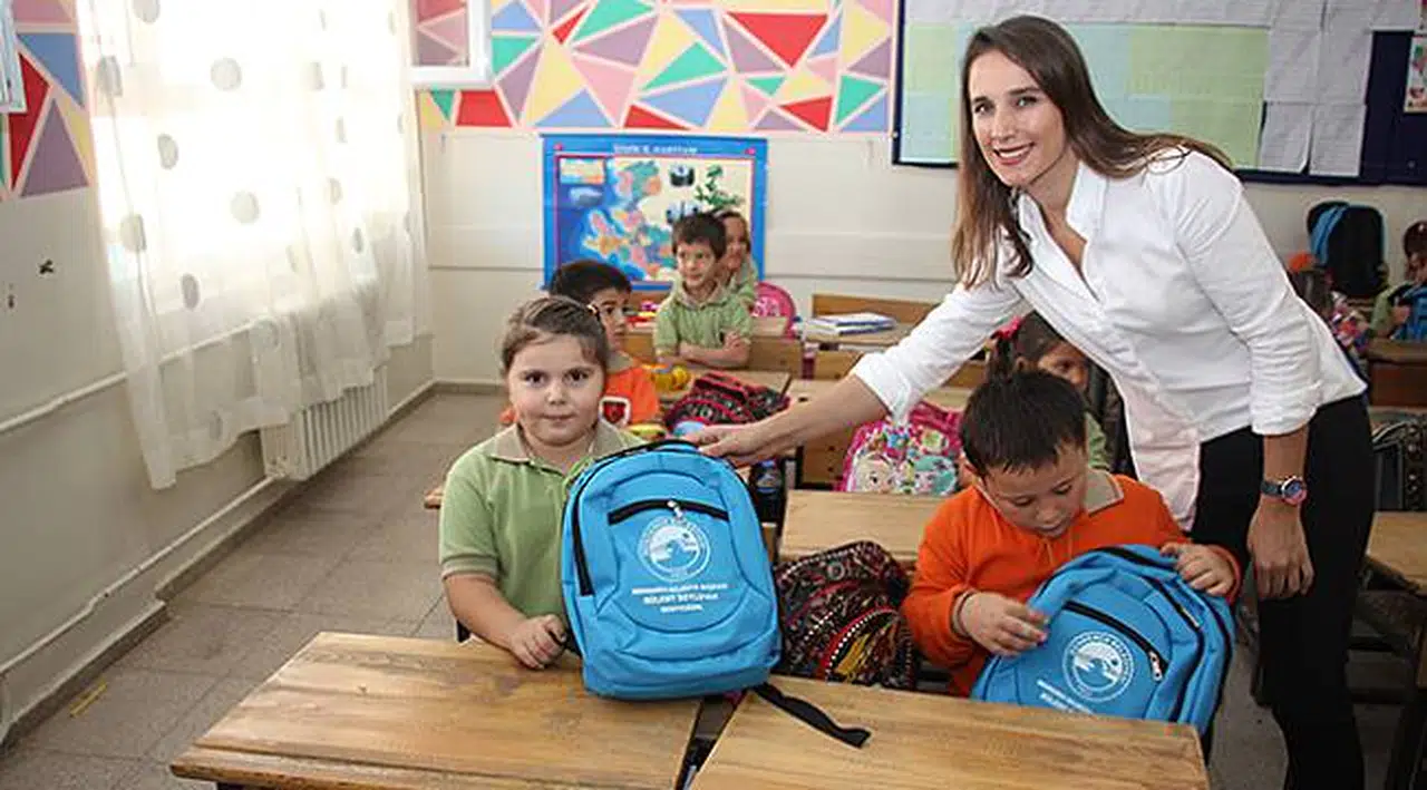 Başkan Soylu’dan Öğrencilere Hediye