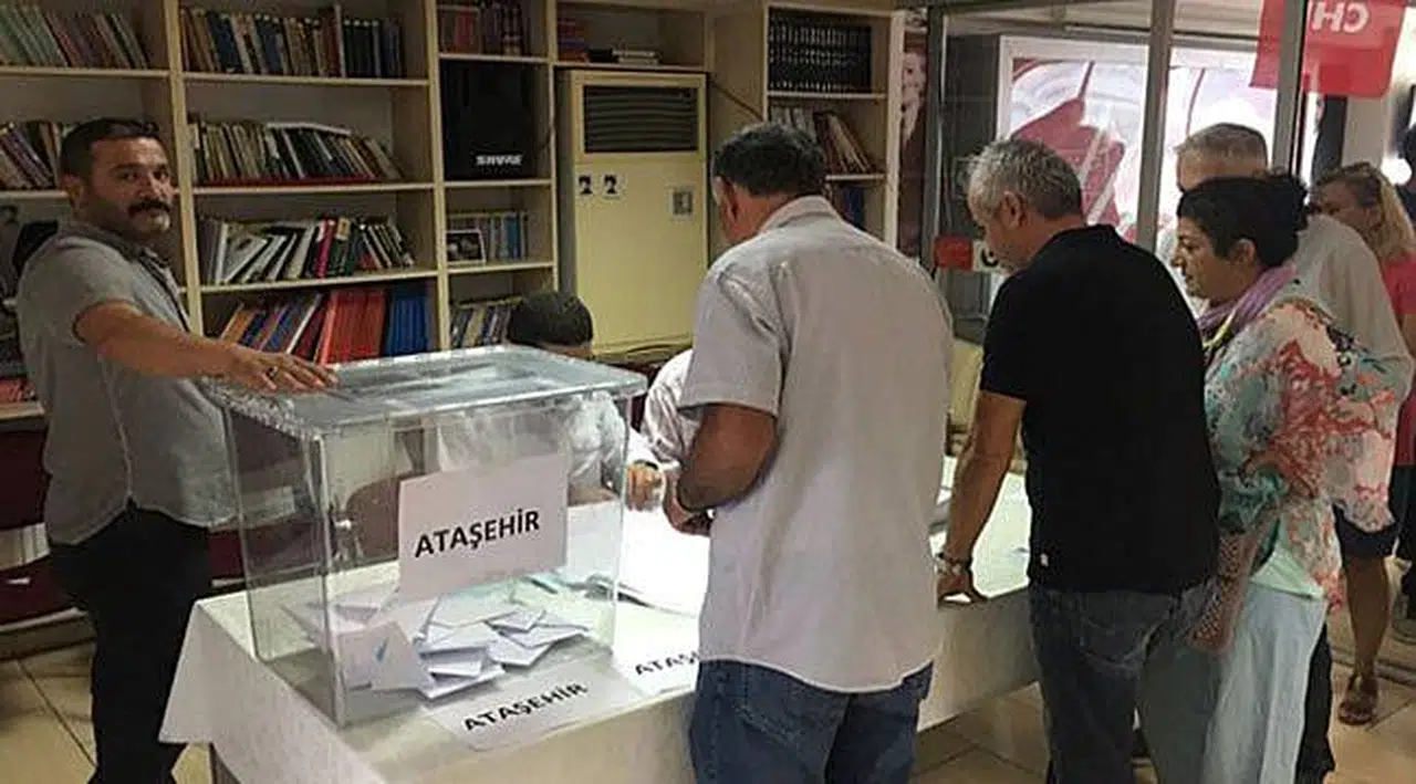 CHP İzmir'de Seçim Startı Verildi
