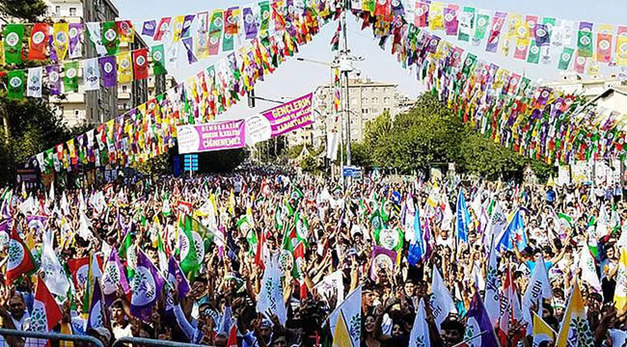 HDP'den Diyarbakır'da Vicdan ve Adalet Mitingi