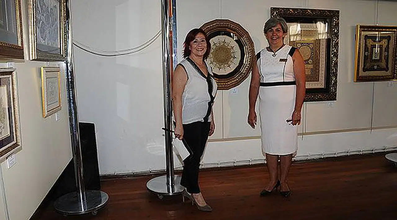 Tezhip, Hat, Minyatür ve Ebru Sergisi Açıldı