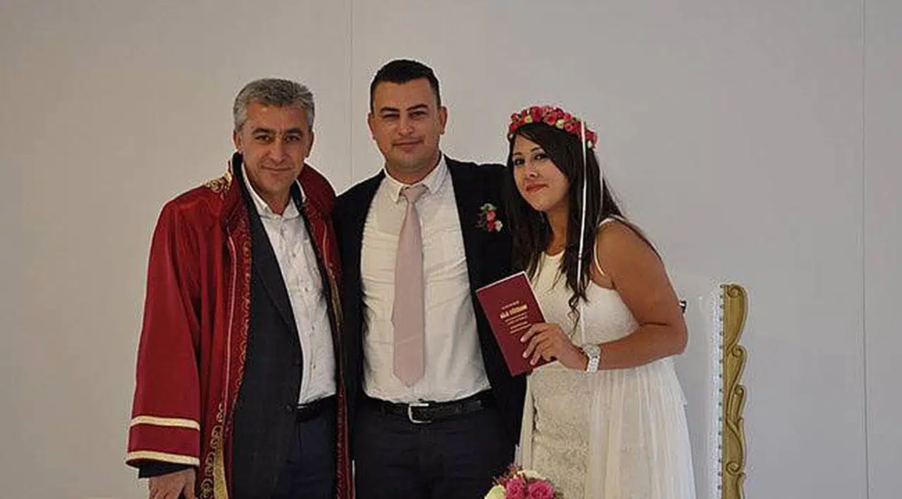 Güzelbahçe’de 1 Liraya Nikah