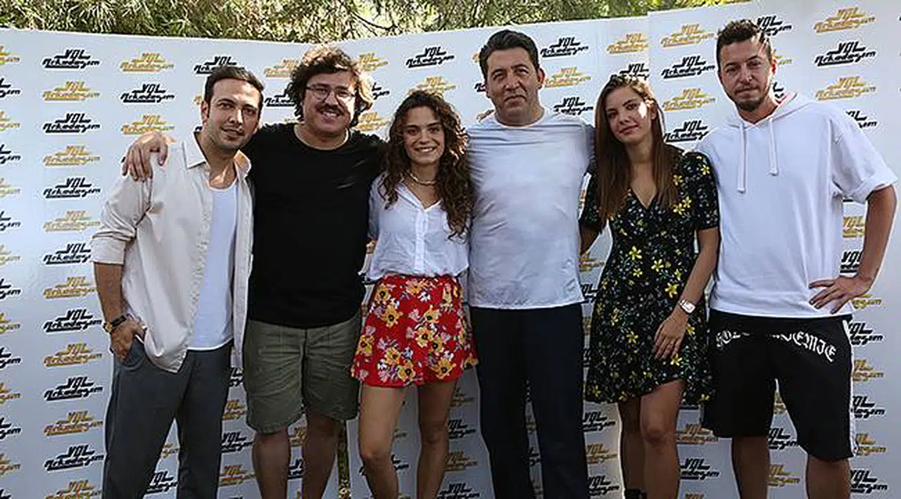 Kahkaha Dolu “Yol Arkadaşım” Film Ekibi Optimum’a Geliyor