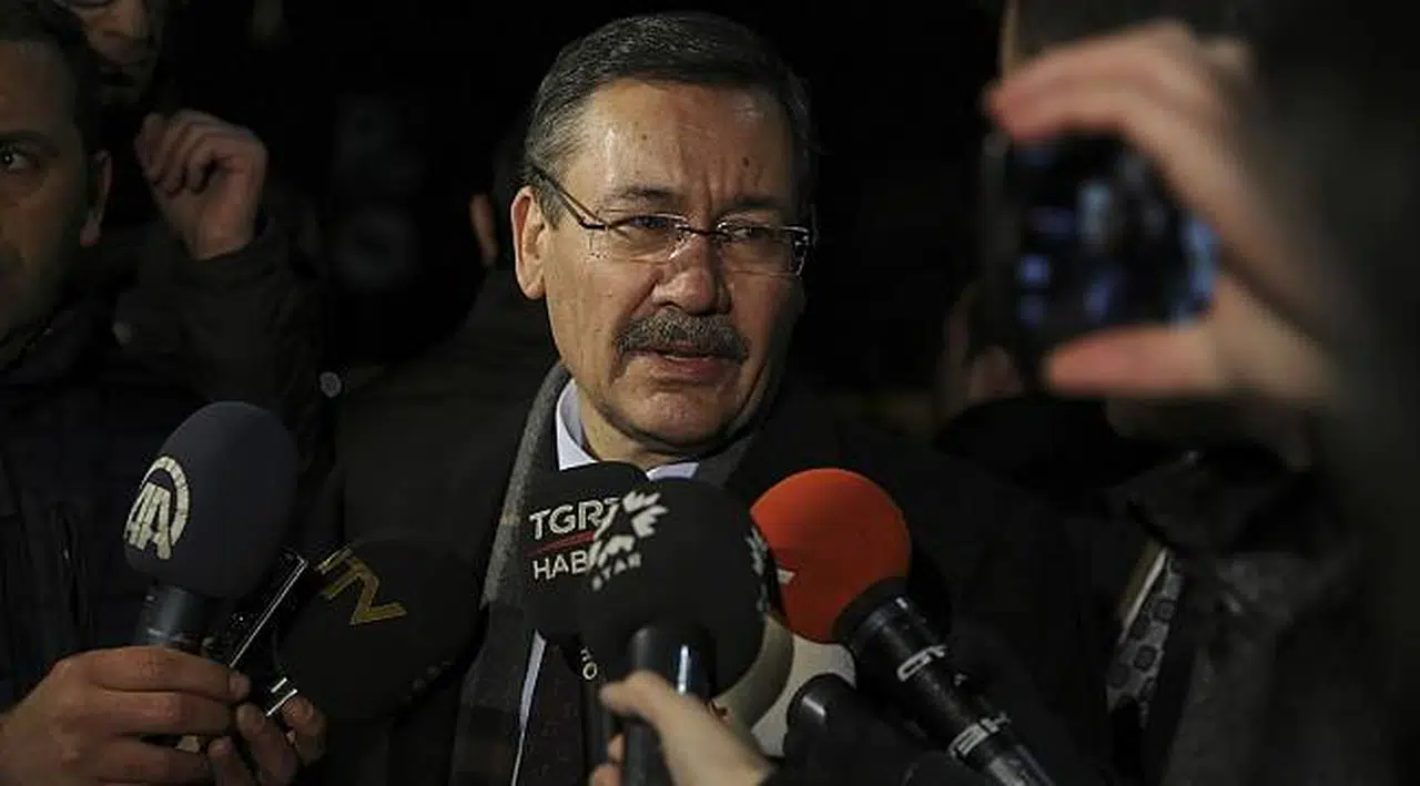 "Melih Gökçek odasını topluyor" iddiası