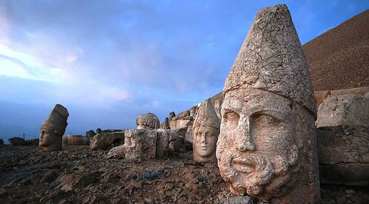 Yeni Müfredatın Nemrut Tanımı: Ahlaksızlığın ve Putperestliğin Merkezi
