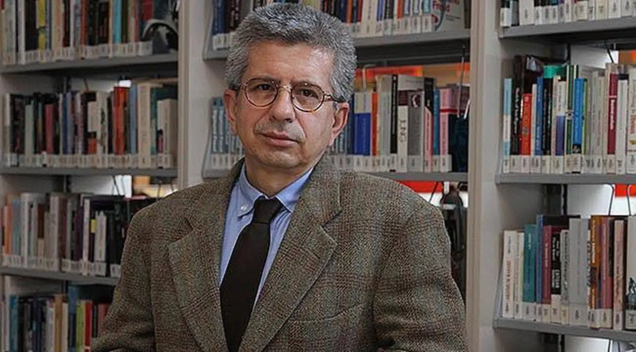 AIDS Hakkında Bilgi Televizyon ve İnternetten
