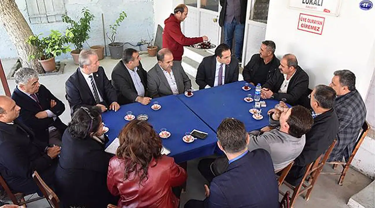 Bornova'nın Mahalleleri Birlikte Belirlenen Projelerle Gelişiyor