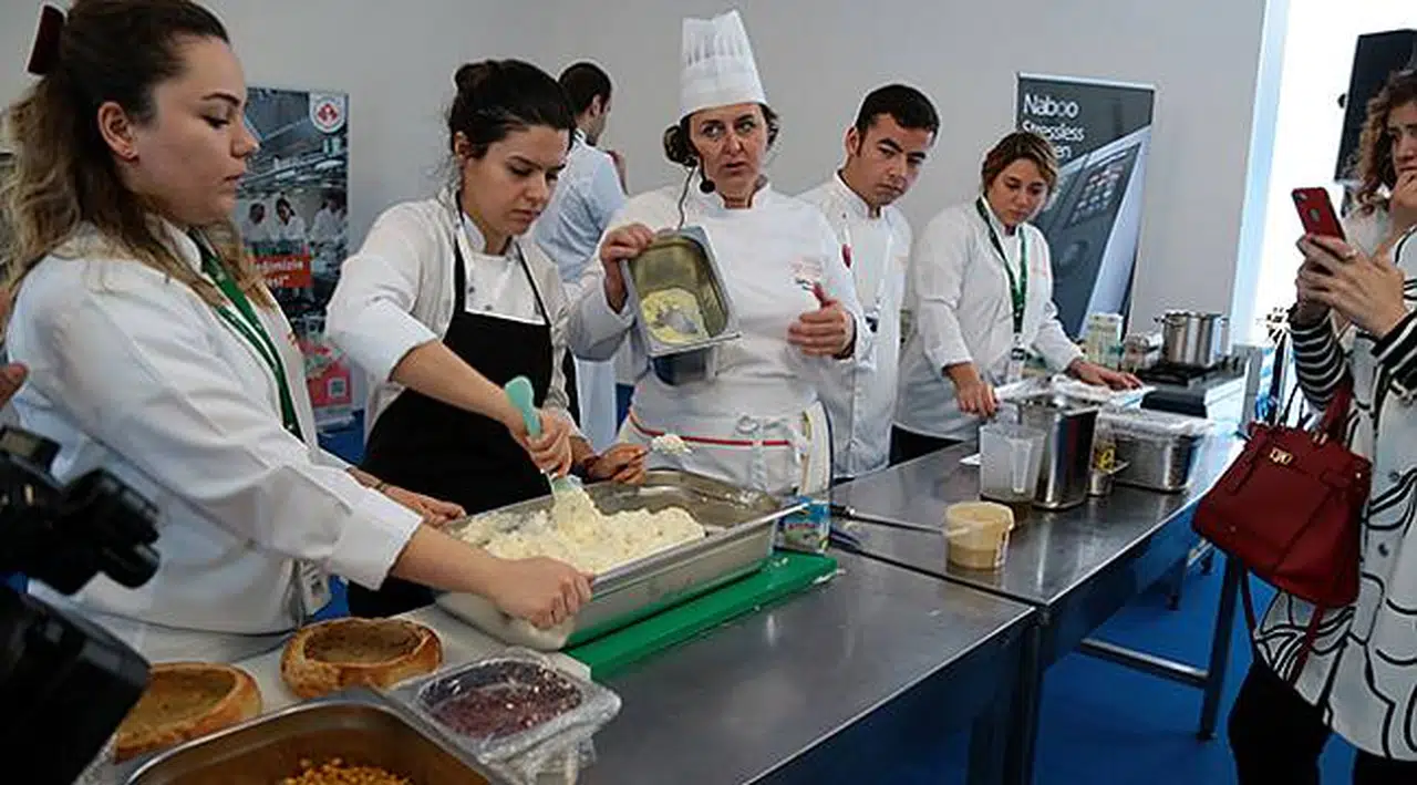 Dünyaca Ünlü Şefler Gastronomi Kongresi'nde