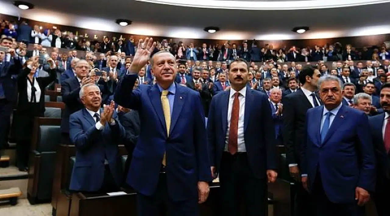 Gündem Meclis Başkanlığı: Erdoğan AK Parti'li Milletvekilleriyle Görüşecek