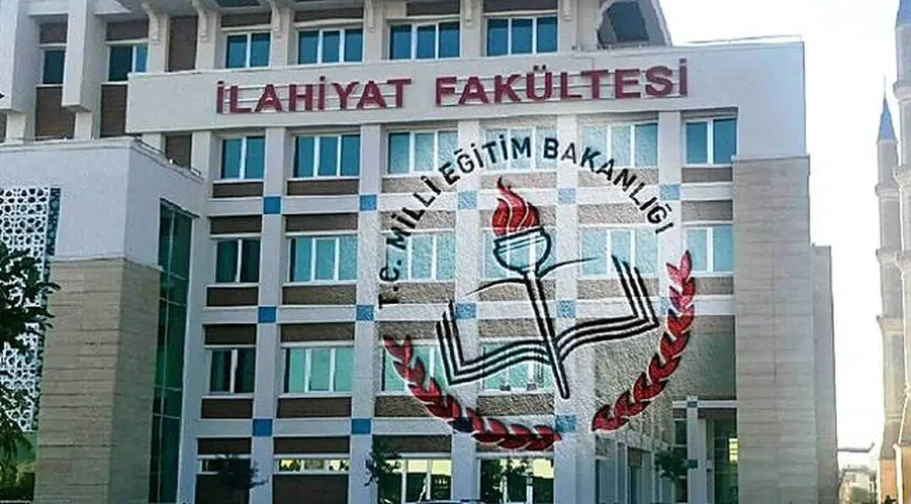İlahiyat Mezunları Öğretmenlik Listesinden Çıkarıldı