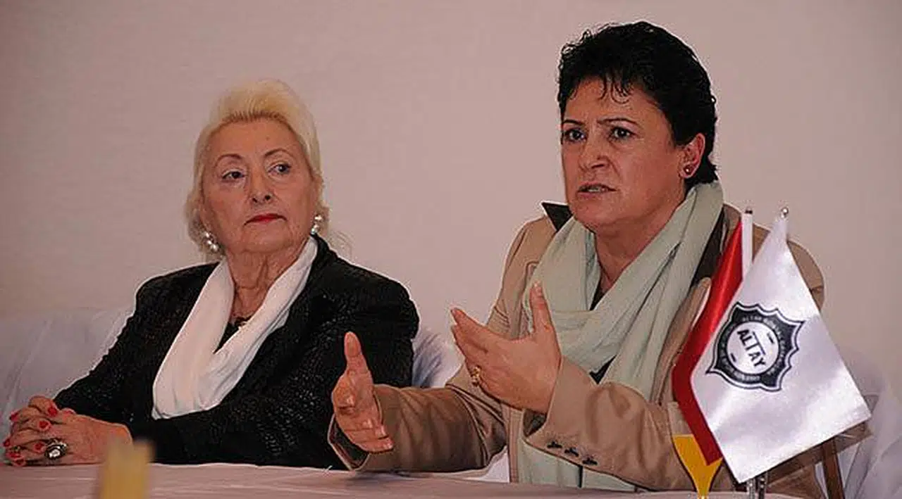 İzmirli Kadınlar Turuncu Harekete Destek Verdi