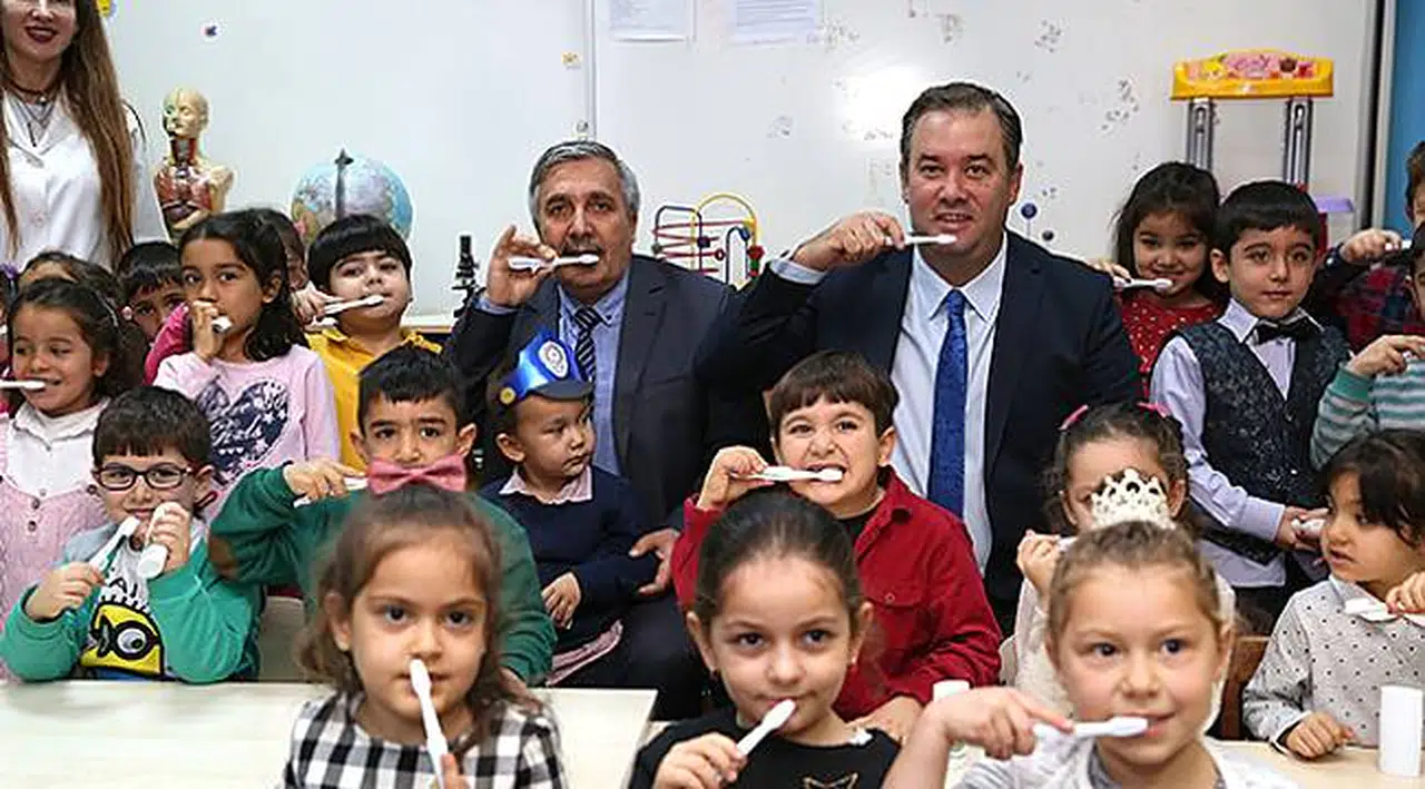 Bucalı Miniklere Diş Bakımı Eğitimi