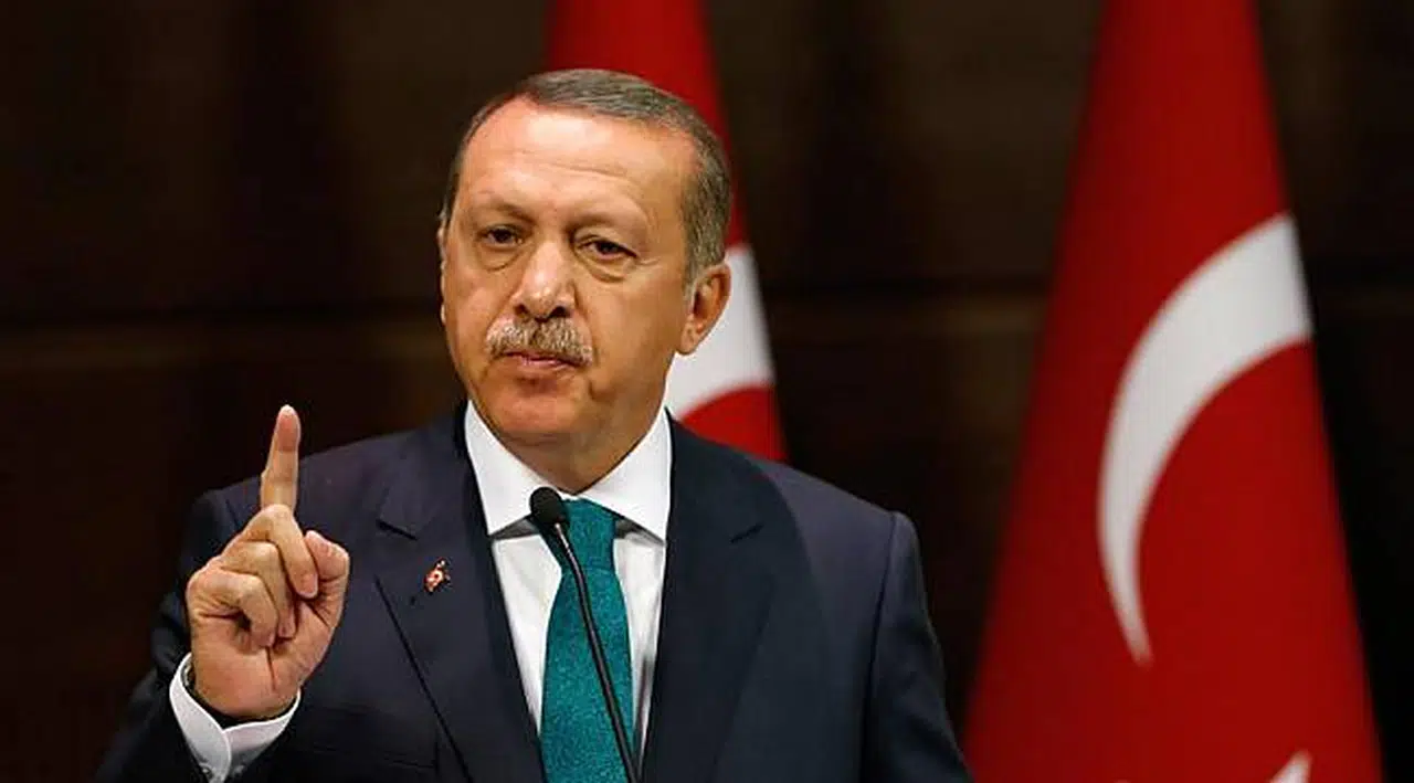 Erdoğan'dan Sert Tepki: Sen Ne Yapmaya Çalışıyorsun?