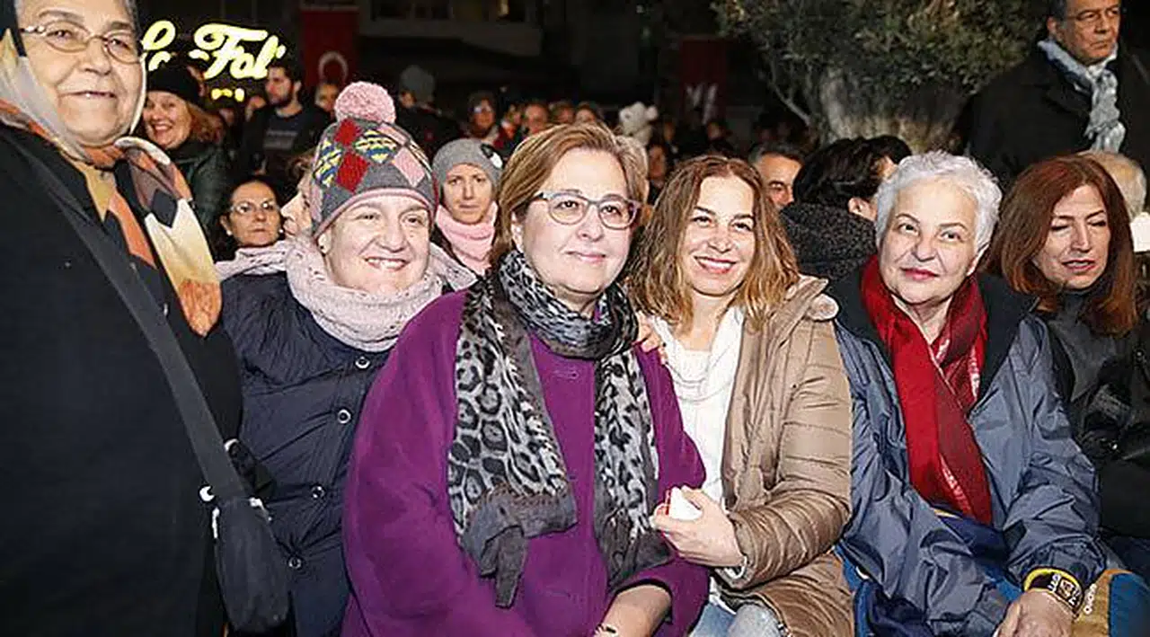 Konak’ta Yeni Yıl Kutlamaları Erken Başladı