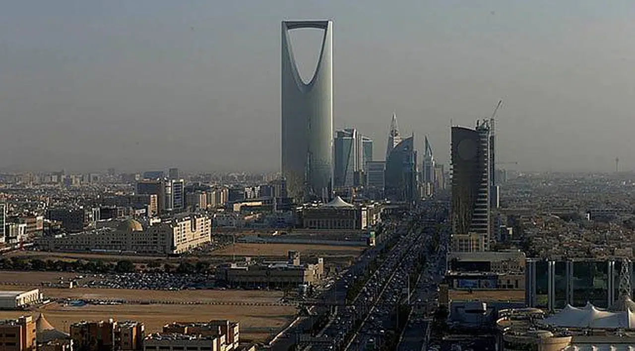 Suudi Arabistan Kralının Sarayına Füzeli Saldırı