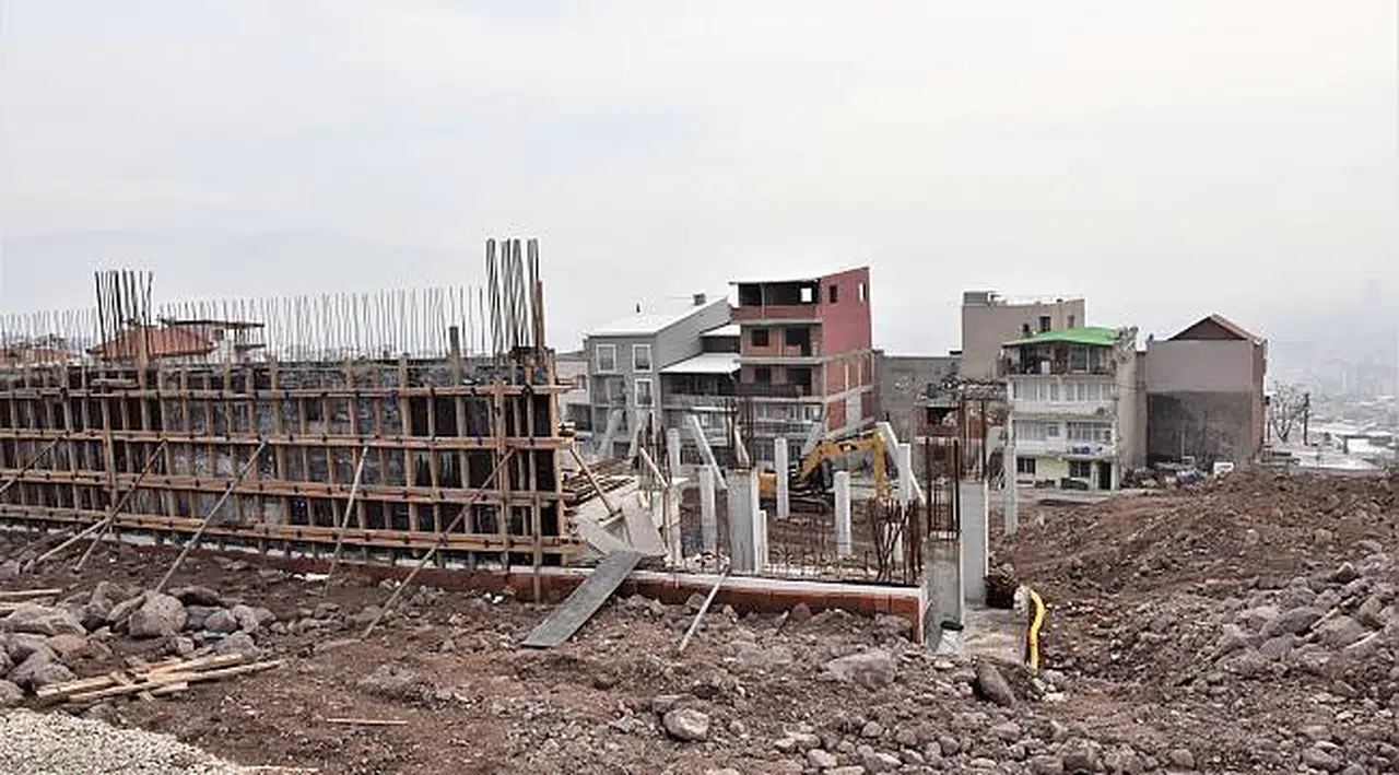 Atatürk Mahallesi Pazar Yeri inşaatı ilerliyor